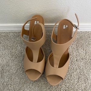 Nude BP wedges